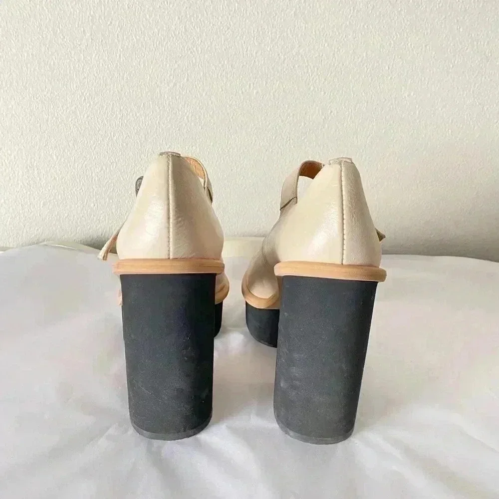 Free People Maggie Mary Jane White Leather Pumps Platform Heels Size 8.5
